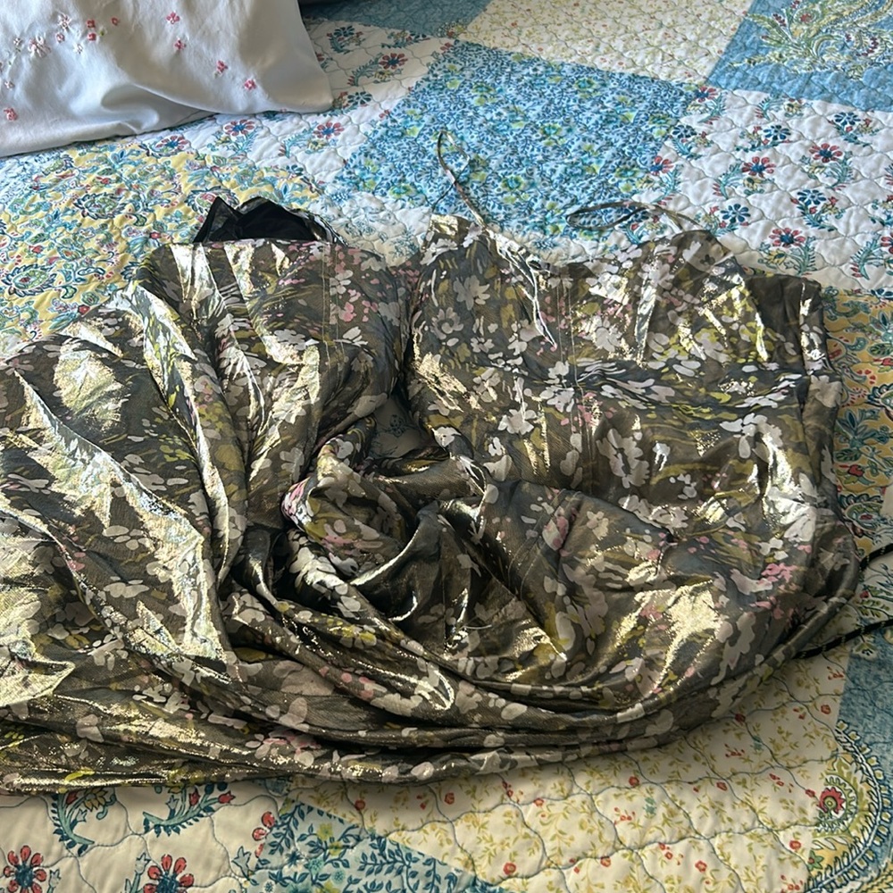 Beautiful dress tornasoles